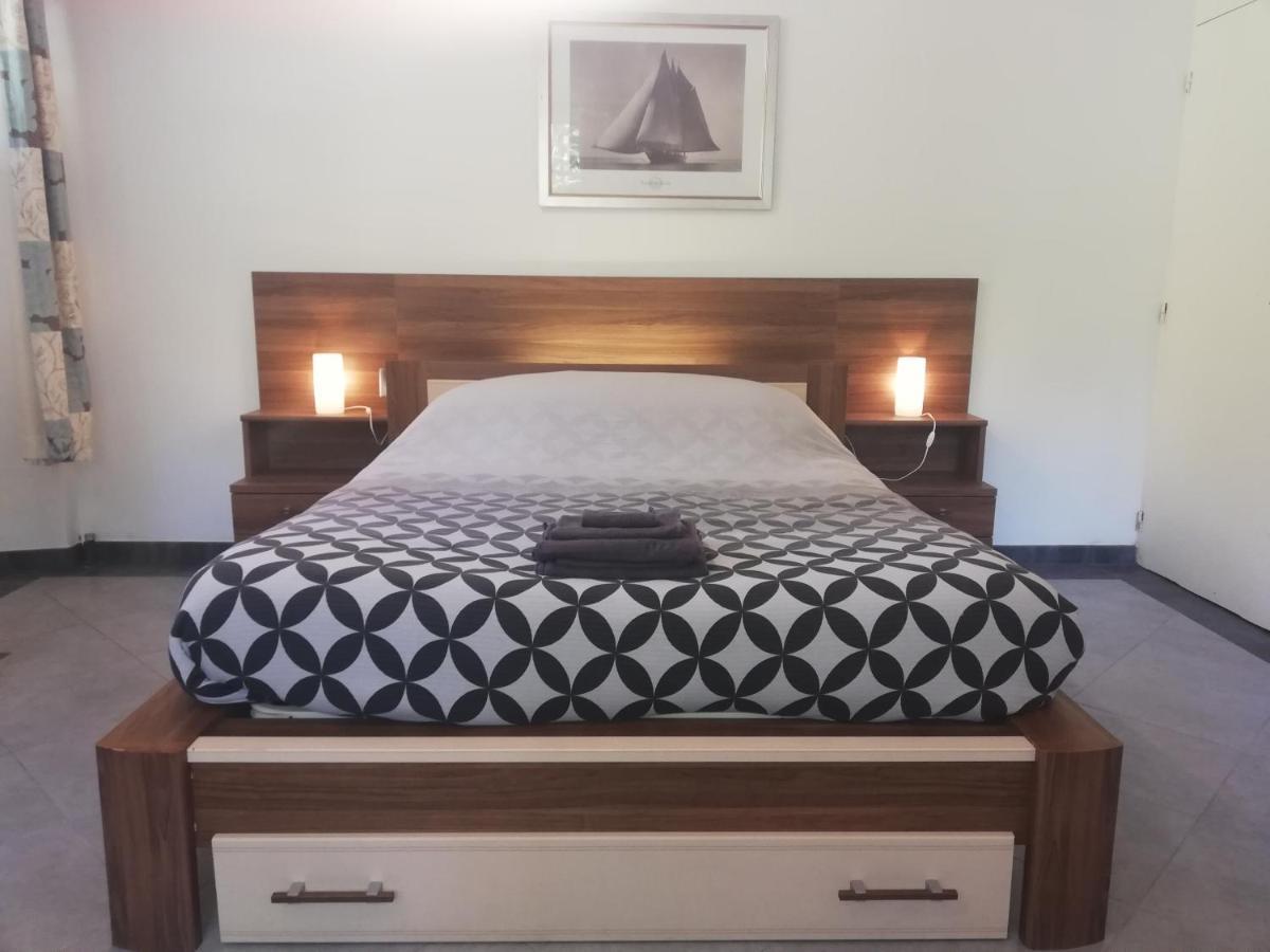 Chambre D'Hotes De La Roche Tremblante Huelgoat Eksteriør billede