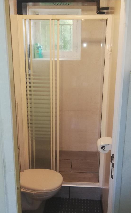 Chambre D'Hotes De La Roche Tremblante Huelgoat Eksteriør billede
