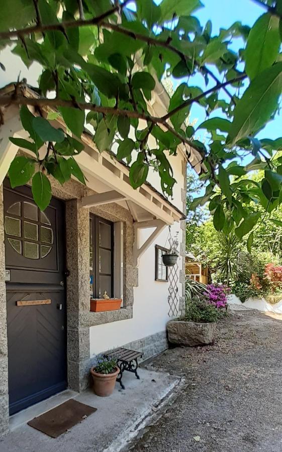 Chambre D'Hotes De La Roche Tremblante Huelgoat Eksteriør billede